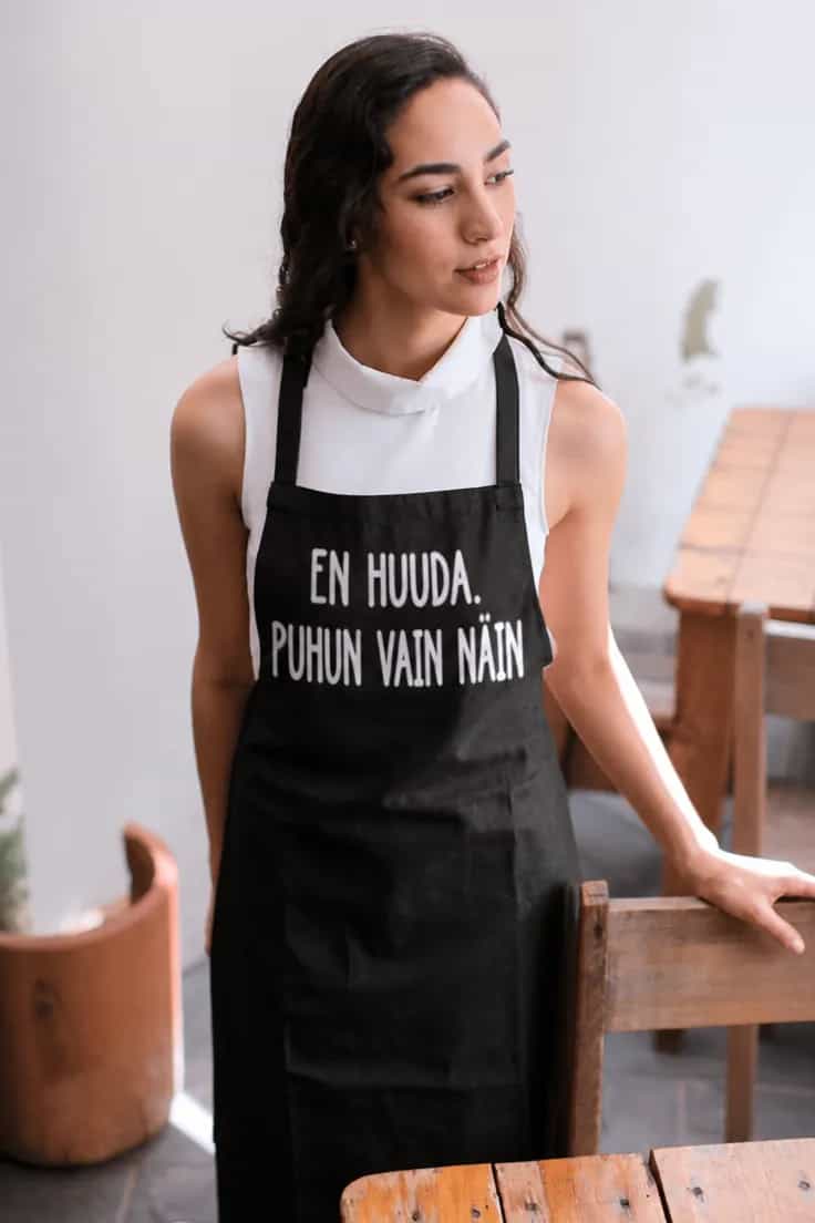 Esiliina En huuda – EN HUUDA. PUHUN VAIN NÄIN.
