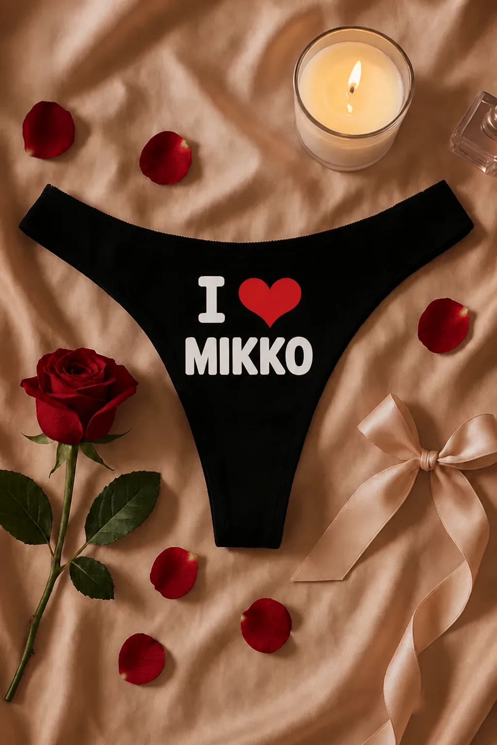 Naisten alushousut ”I love” omalla nimellä