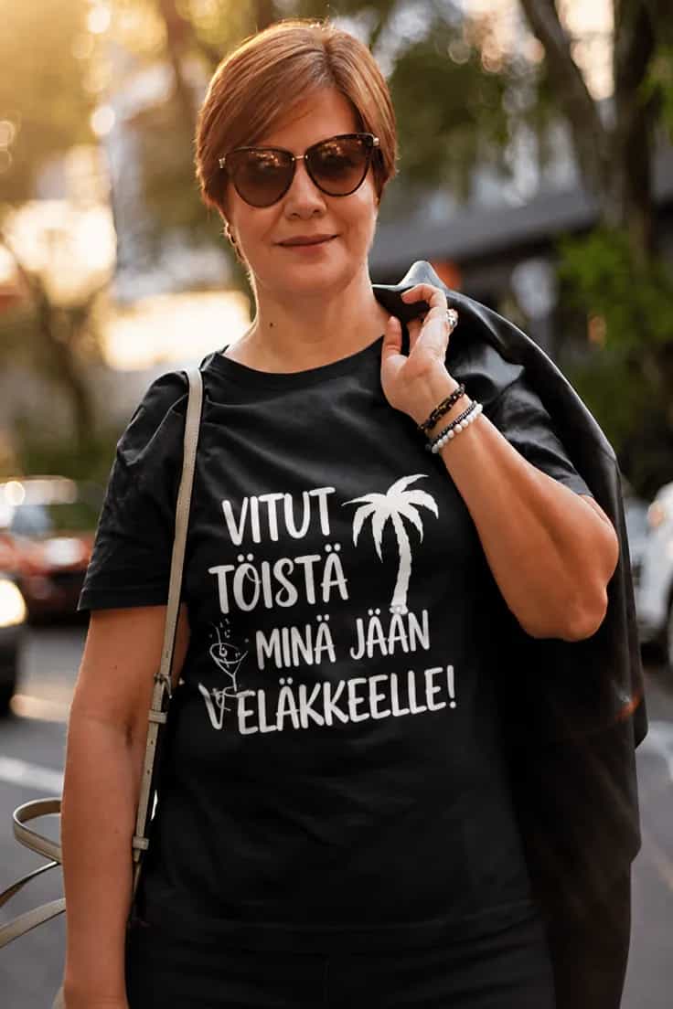 Hauska t-paita Eläkkeelle töistä viis - VITUT