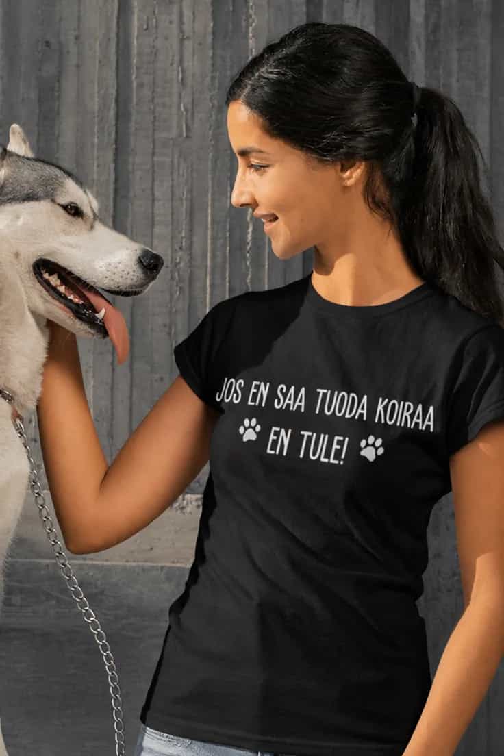 Hauska t-paita Koiran kanssa tai ei ollenkaan