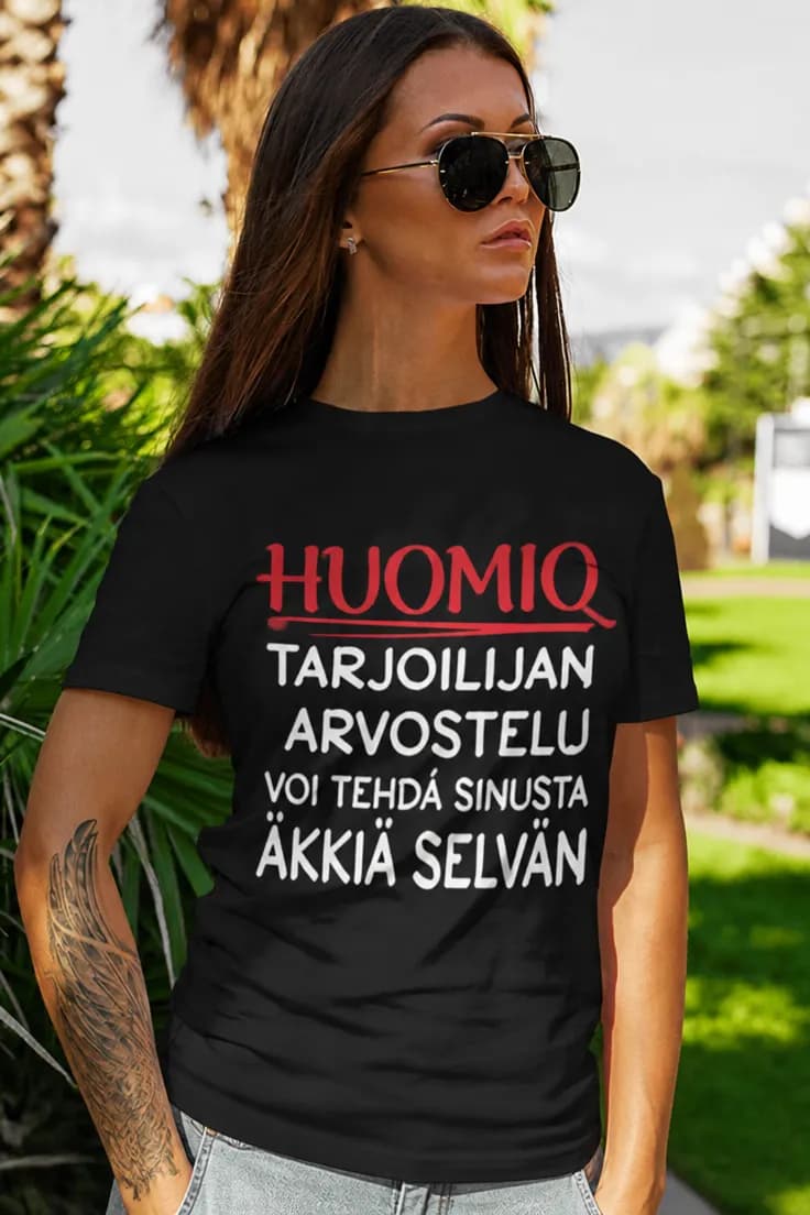 Hauska t-paita Nopea selviäminen | HUOMIO