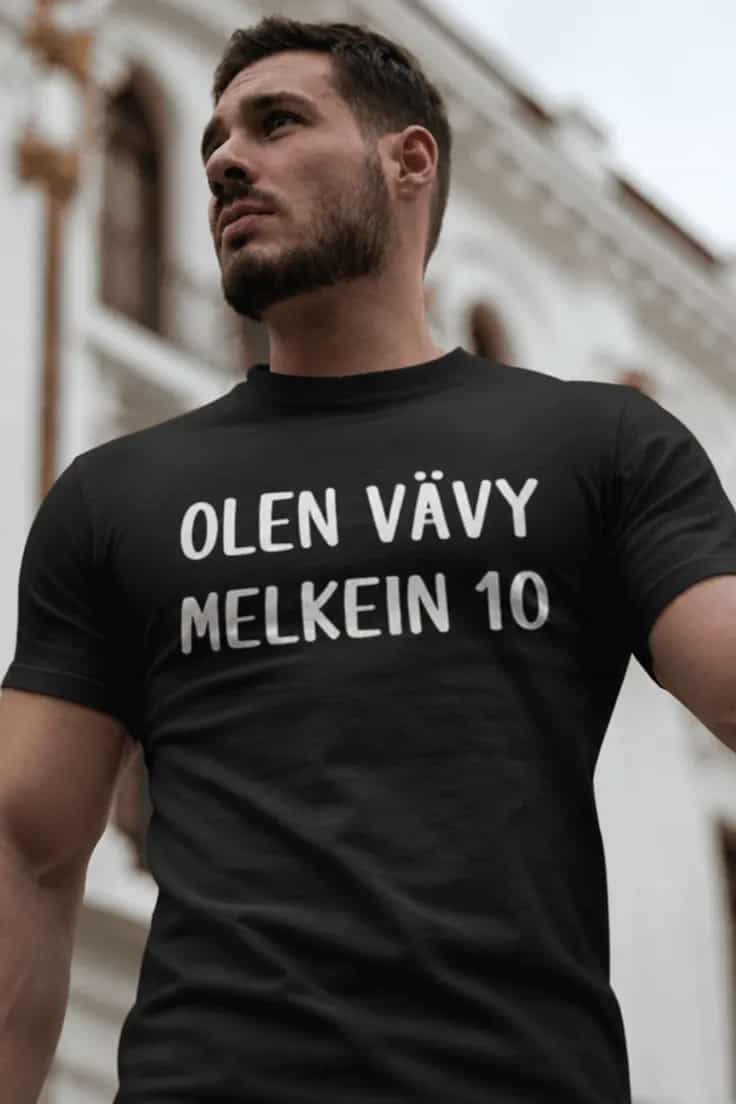 Hauska t-paita Olen vävy – OLEN VÄVY MELKEIN 10