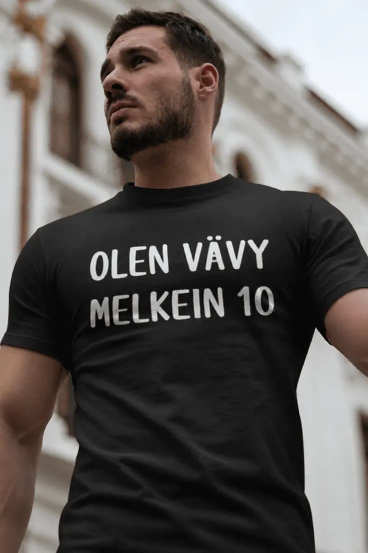 Hauska t-paita Olen vävy – OLEN VÄVY MELKEIN 10