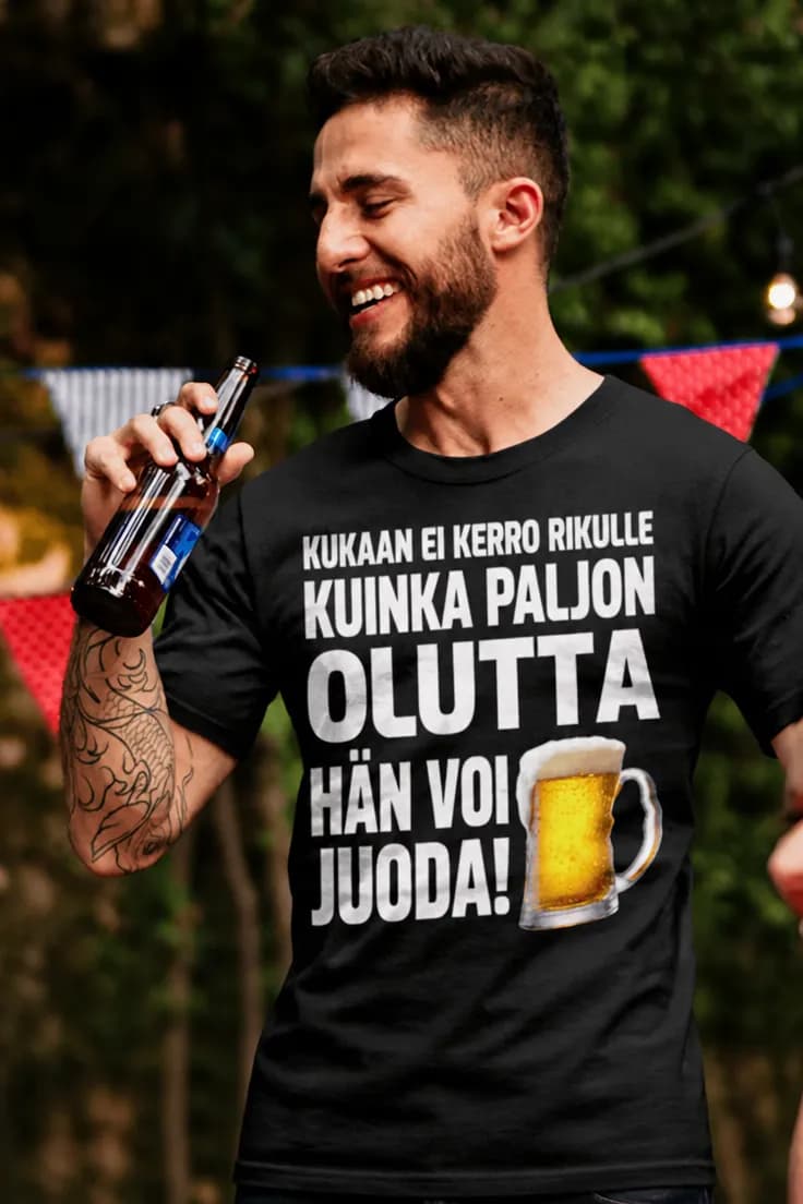 Hauska t-paita Olutmäärä päätetään itse nimellä