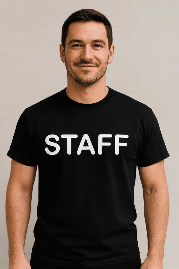 Hauska t-paita Staff