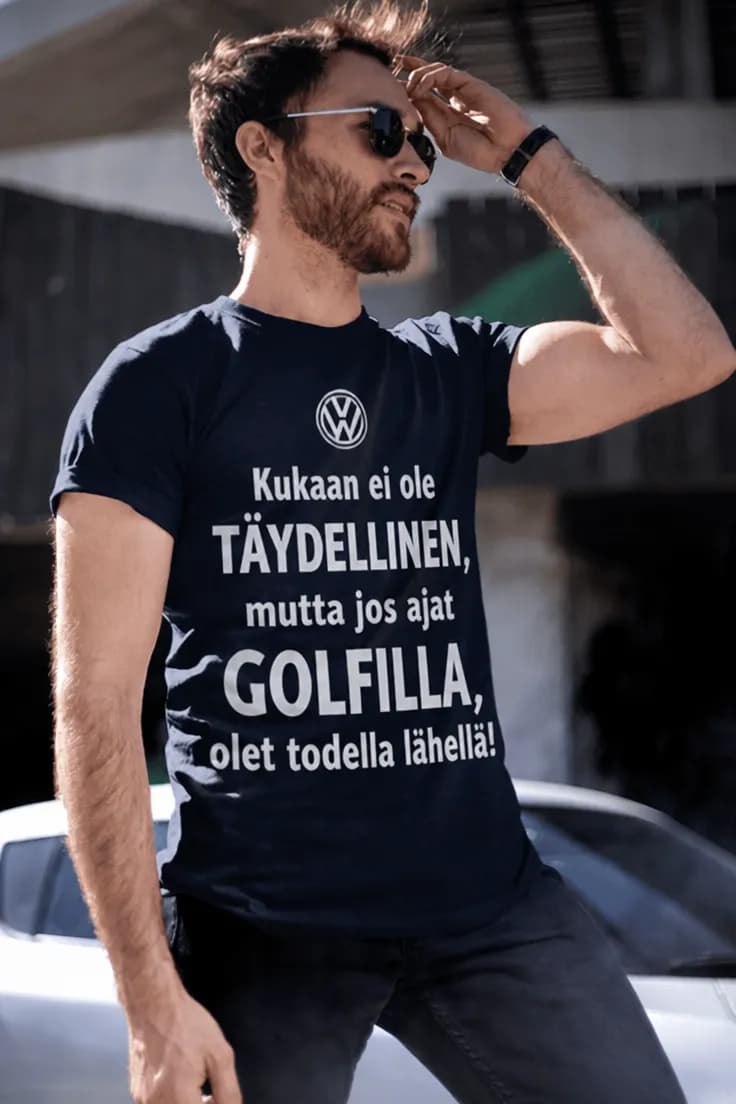 T-paita Täydellinen Golfkuski valitsemallasi automerkillä
