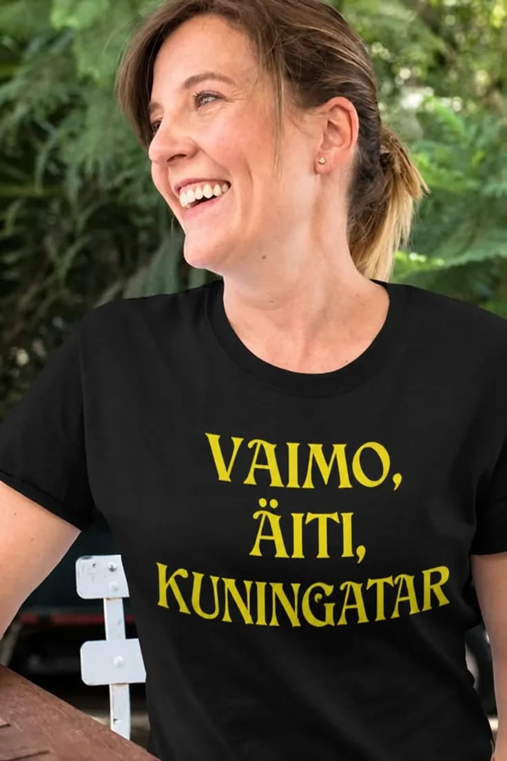 Hauska t-paita Vaimo äiti kuningatar | VAIMO, ÄITI,