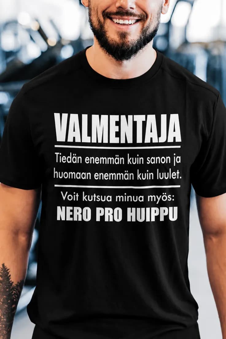 Hauska t-paita Valmentaja nero pro huippu