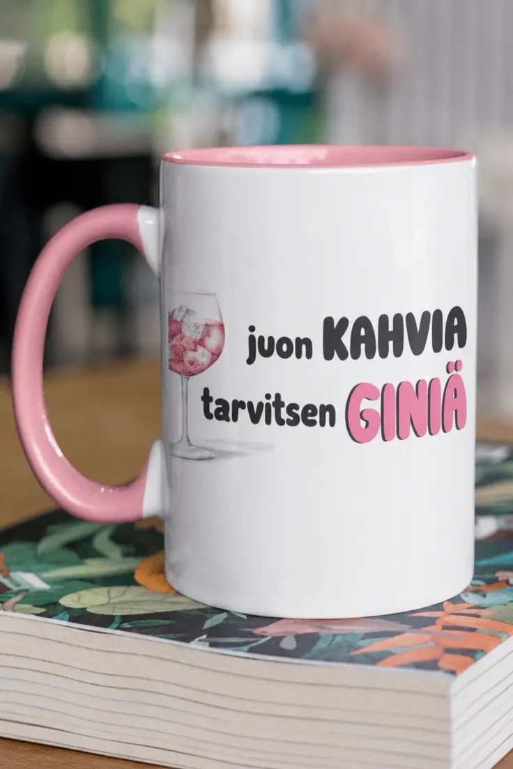 Hauska muki Tarvitsen giniä humoristisella tekstillä juon KAHVIA tarvitsen GINIÄ