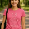 Hauska t-paita 18 makeaa, jossa teksti 18 makeaa