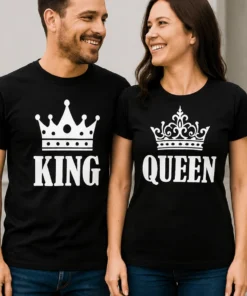 Hauska t-paita King queen pari, jossa teksti KING QUEEN