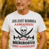 Hauska t-paita Merirosvo aamiaisella humoristisella merirosvoteemalla ja painatuksella