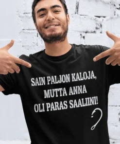 Hauska t-paita Paras saalis kalastajalle nimellä kalastusteemaisella lahjaprintillä