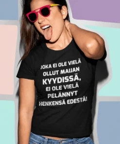 Hauska t-paita Pelottava kyyti nimellä hauskana lahjapaitana
