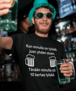 Hauska t-paita Tylsyys ja olut humoristisella olutaiheisella painatuksella
